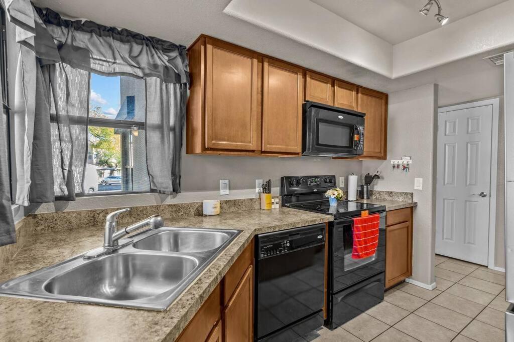 Tucson The Greens! 3Br Apt W/ Pool & Spa Exterior photo